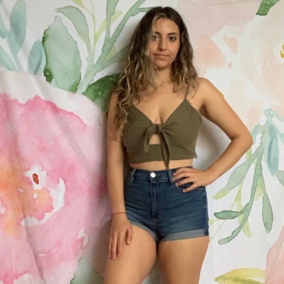 NWT Mendocino Front Tie Crop Top - Picture 2 of 2